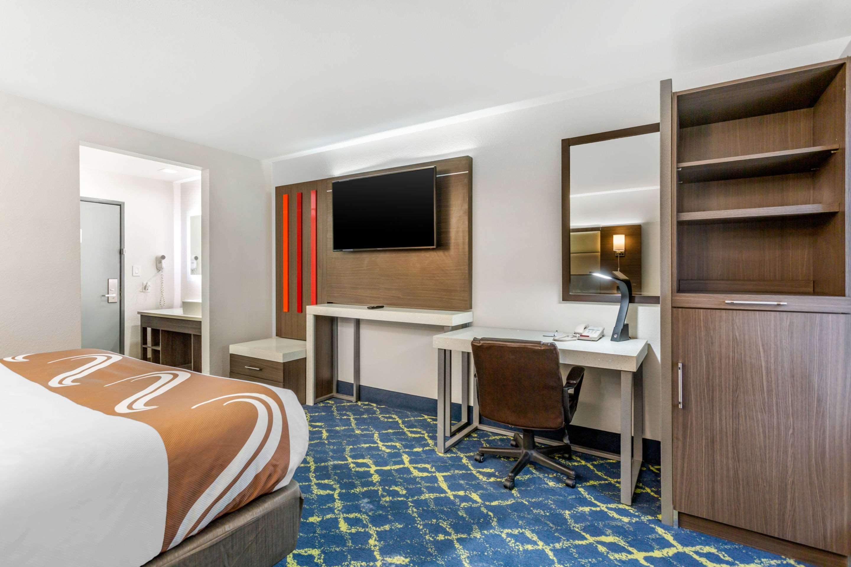Quality Inn Murfreesboro-University Area Exterior photo