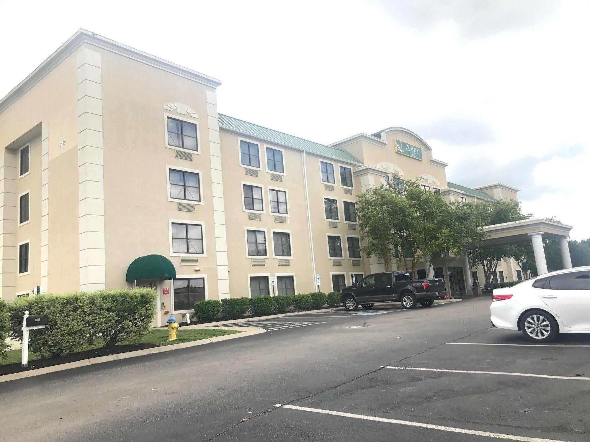 Quality Inn Murfreesboro-University Area Exterior photo